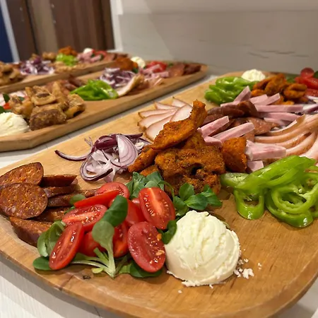 Danelis Hotel Edelény